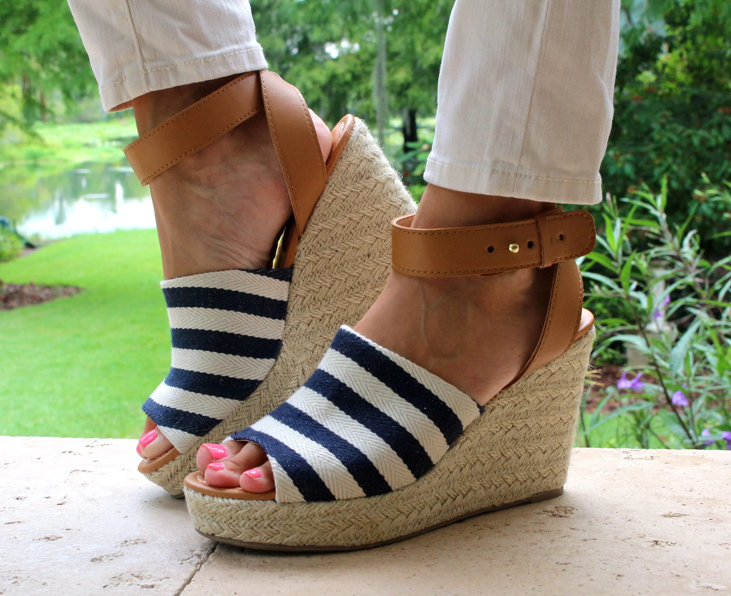 Today s Everyday Fashion Payless x 2 J s Everyday Fashion